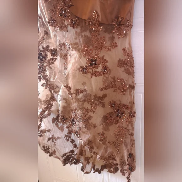 JOVANI PROM DRESS SIZE10 - Picture 15 of 16